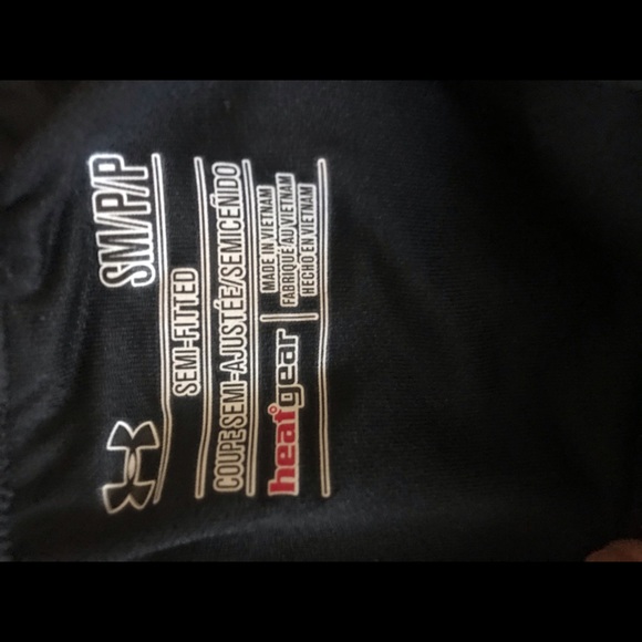 Athletic shorts - Picture 7 of 9